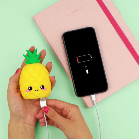 Ananas Powerbank med USB-oplader