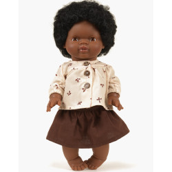 Mørk Jahia dukke i creme skjortebluse & brun nederdel - 34 cm - Minikane