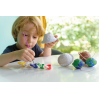 Lav kreativ leg med genbrugspapir (5-10 år)