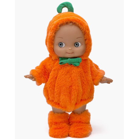 Halloween dukke i Græskar kostume med støvler & sort kat - 27 cm