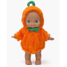 Halloween dukke i Græskar kostume med støvler & sort kat - 27 cm